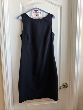 Theory Sleeveless Black Midi Dress
